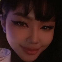 ДінгоЮсфул7404 Оголені