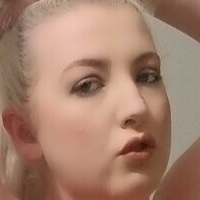 Електра Лешес Оголені