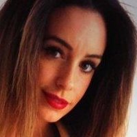 Елла Джолі Оголені