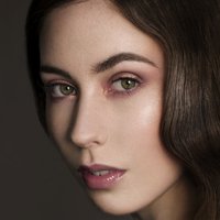 Ел Бет Оголені