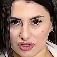 емілі_керал Оголені