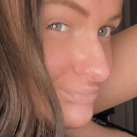 Емма Канліфф Оголені