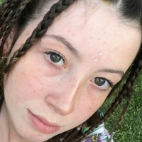 Емма Лавсрей Оголені