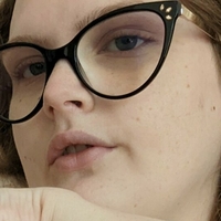 Еммааліллі Оголені