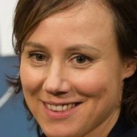 Ева Льобау Оголені