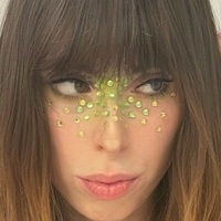 Фембі Оголені