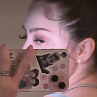 форевєрюрі Оголені