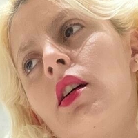 Джеміліані Лухан Оголені