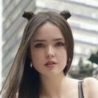 Жермен Колменарес Оголені