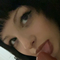 голднгунзгірл Оголені