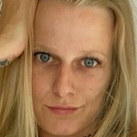 Хевемлі Оголені