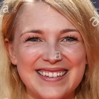 Іріс Марейке Штін Оголені