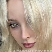 itsbubbell Оголені