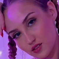 Джейд Бейкер Оголені