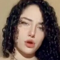 Жасмін Леал Оголені