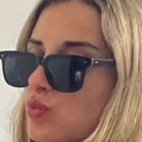 Джазмін Перальта Оголені