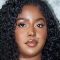 женеллололитиа Оголені