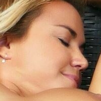 Дженнаміамі Оголені