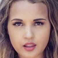 Джесса Бріз Оголені