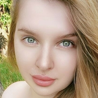 Джессіка Макадам Оголені