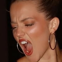 Джессі Норбері Оголені