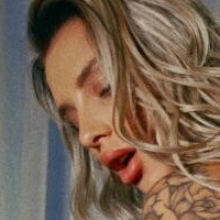 Джу Джу Брейс / Юлія Абрамс Оголені