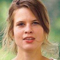 Юліана Йоханідесова Оголені