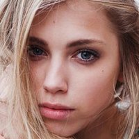 Джулі Сунцова Оголені