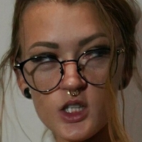 Каммі Розеншельд Оголені