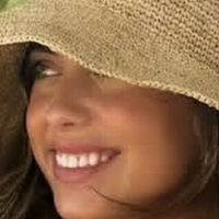 Карина Хемелт Оголені