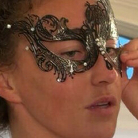 Карлі Тейлор Оголені