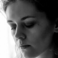 Катеримодель Оголені
