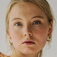 Катаріна Вандровскі Оголені
