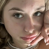 Кгрейсд Оголені