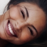 Коко Ілсанкер Оголені