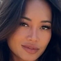 Кристал Ло Оголені