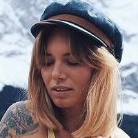 Лаура Дайм Оголені