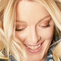 Лорен Лаверн Оголені