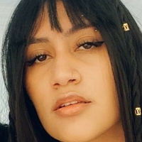 Лаурилмл Оголені