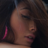 Лаваллен Оголені