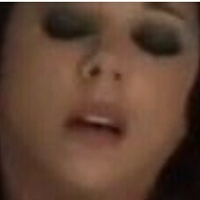 Лейла Майкла Оголені