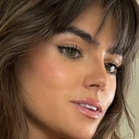 леахрая Оголені