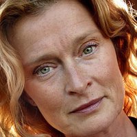 Лена Ендре Оголені