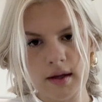 Ліббі Скотт Оголені