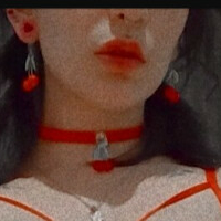 літлчері Оголені