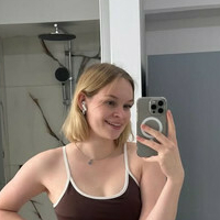 лолліхоллі Оголені