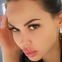 Ловалова Оголені