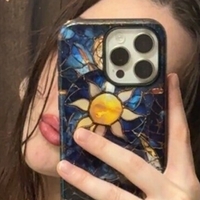 люсіаджуелз Оголені