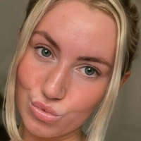 Люсіаннакс Оголені