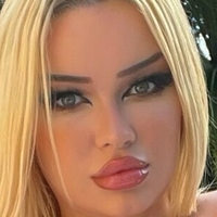 Луна Енджел Оголені